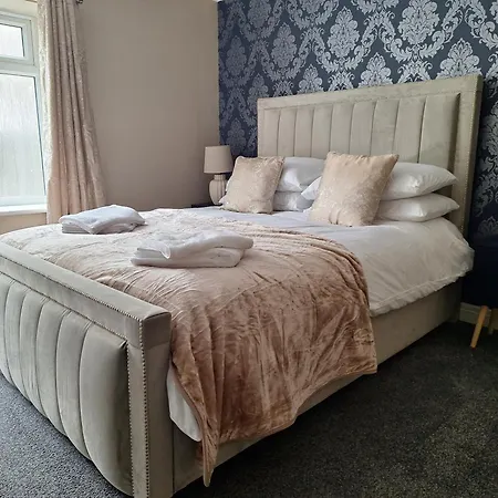 公寓 Old Coach House With Garage *