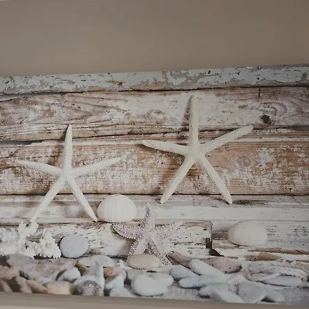 Old Coach House With Garage Apartman Scarborough