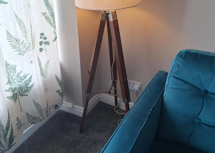 Old Coach House With Garage * Scarborough