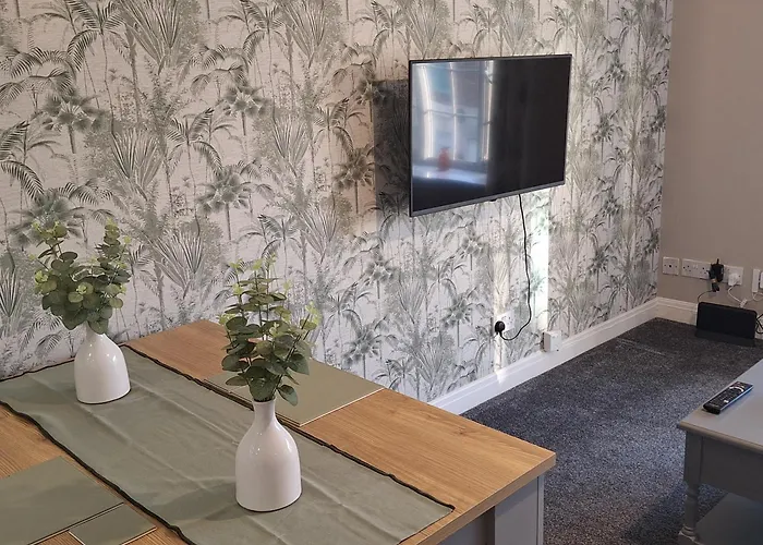 Old Coach House With Garage アパート スカーバラ